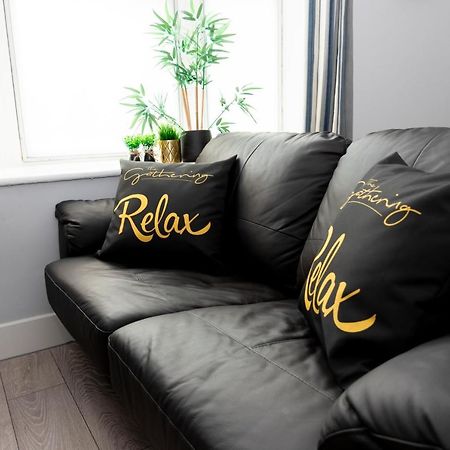 Wrexham Central Stay Apartment Seven Eksteriør bilde