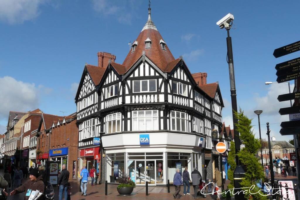 Wrexham Central Stay Apartment Seven Eksteriør bilde