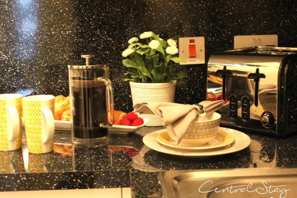 Wrexham Central Stay Apartment Seven Eksteriør bilde